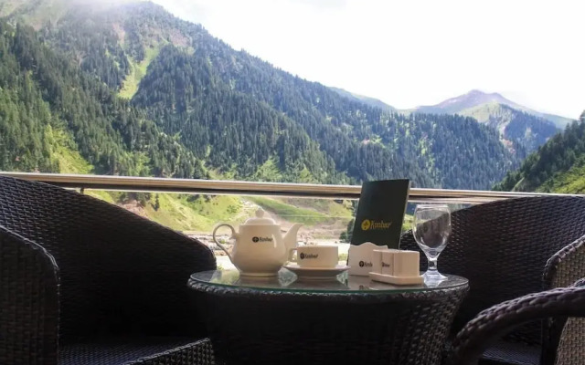 Kunhar view hotel river side Naran