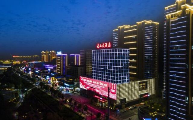 Zhushan Nanshan Hotel