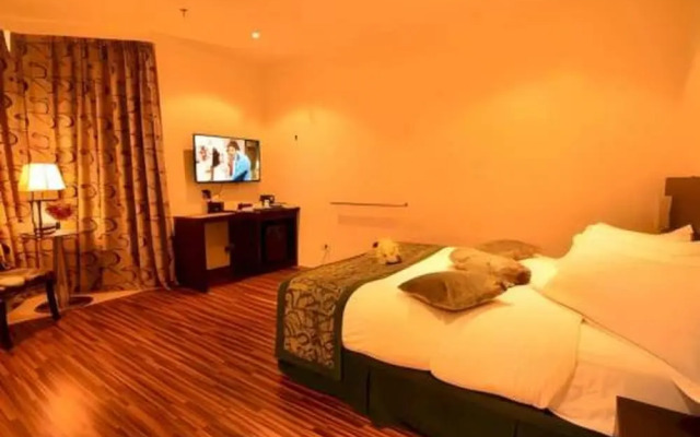 Dancenter Luxury Millennia Near King