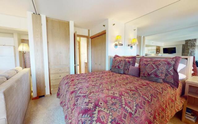 Laurelwood Condominiums Studio Deluxe Unit 107