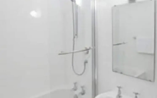 Bourne Hall Country Hotel