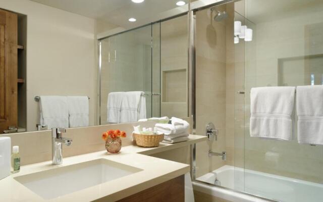 Aspen Square Condominium Hotel