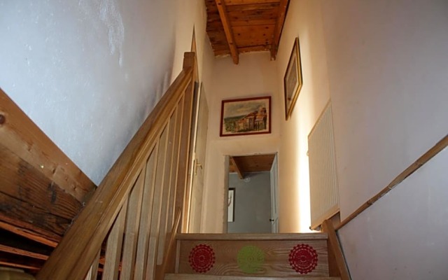 Valcaris: gites, chambre d'hotes et tables d'hotes