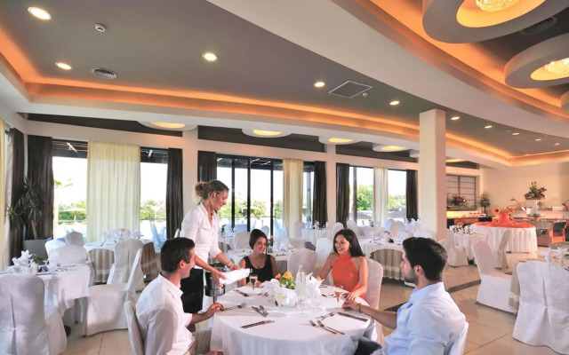 Afandou Bay Suites Hotel