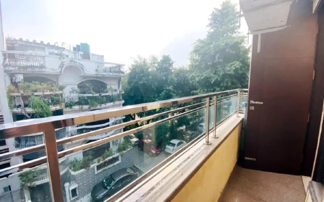 BluO 1BHK Select Citywalk MAX Saket, Balcony Lift