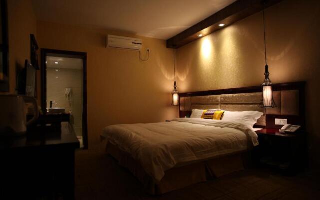 Sunshine Hotel