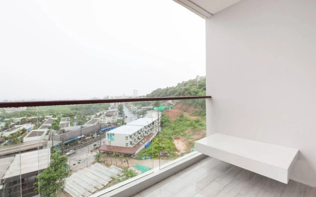 Zen Premium Patak Karon Beach