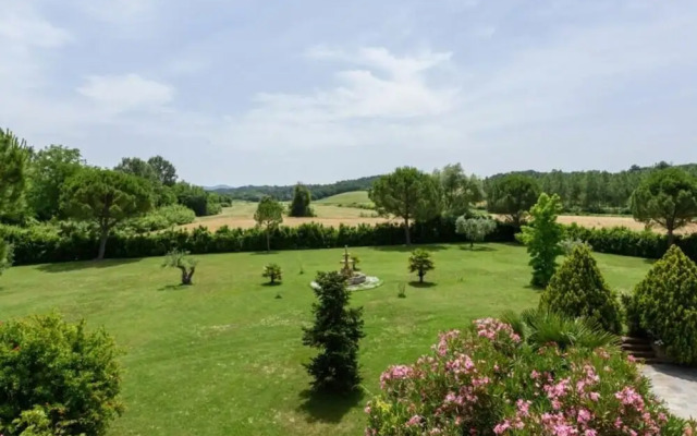 Villa al Molino Comfortable Holiday Residence