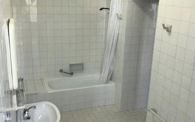 Hospedería Santa Cruz