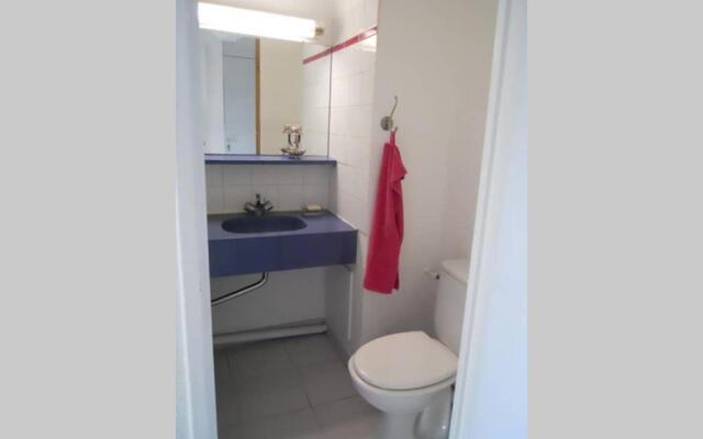 La Petite Cachette - Pool and 150m to the beach