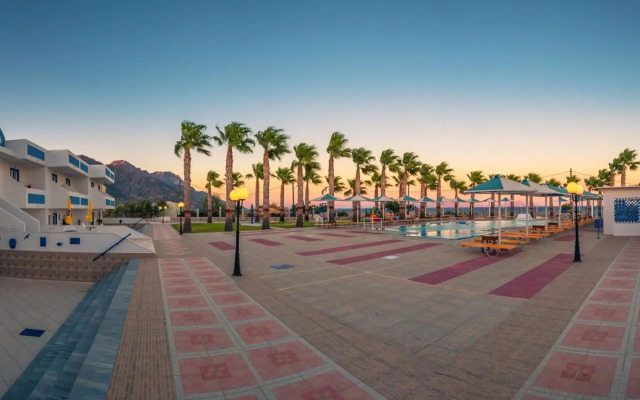 Mammis Beach Hotel