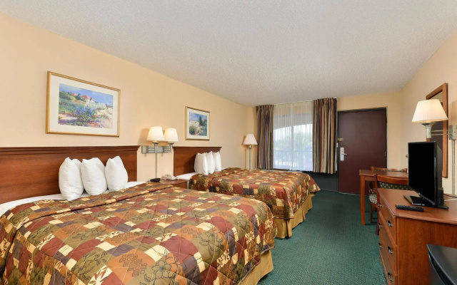 Americas Best Value Inn Ocean Inn