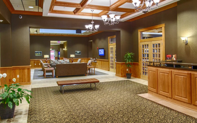 Canton Harvester Inn