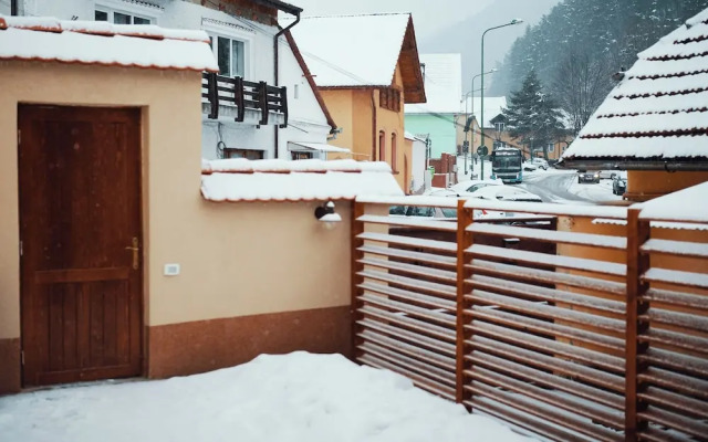 Cozy Apartment