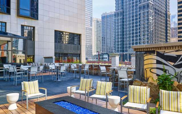 The Westin Chicago River North