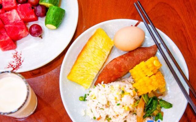Yuemeng Hotel