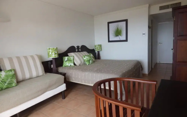Barbadine Resorts Flats Sainte Anne