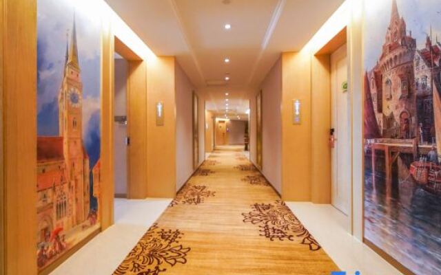 Vienna International Hotel (Nanchang Qingshan Lake Wanda Plaza)