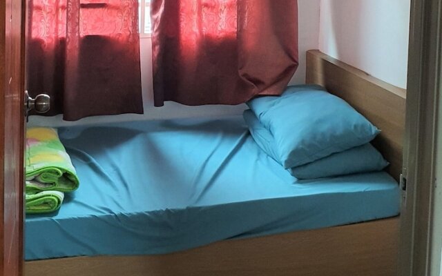 OYO Home 90496 Delima Homestay