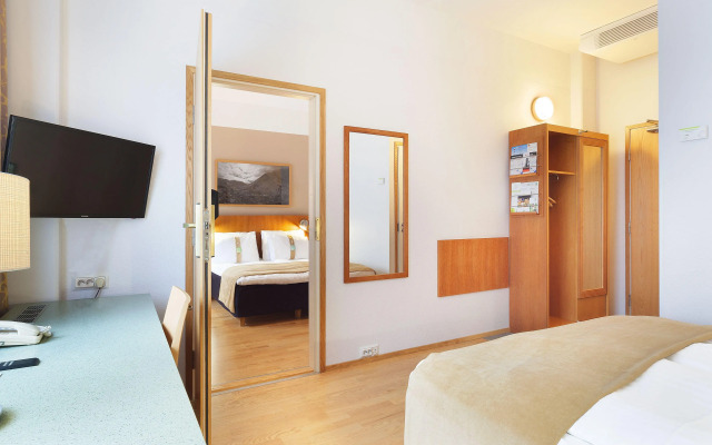 Holiday Inn Helsinki - Vantaa Airport by IHG