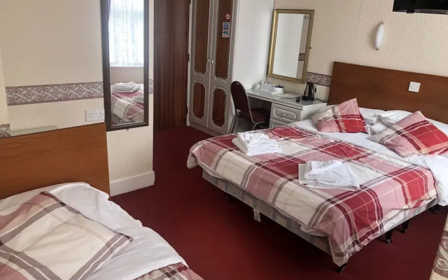 Las Palmas Hotel by the Sea