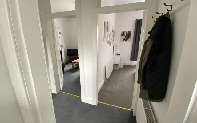 Impeccable 1-bed Apartment Perth a Home From Home