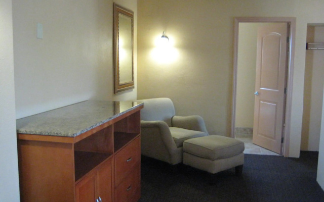Americas Best Value Inn Porterville