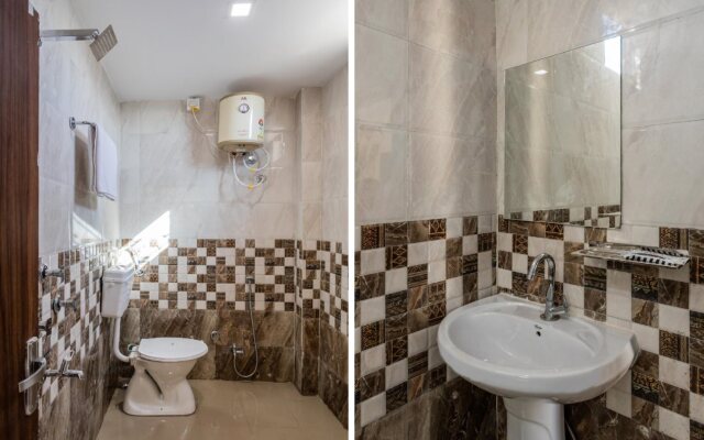 Hotel Maple Blue By OYO Rooms