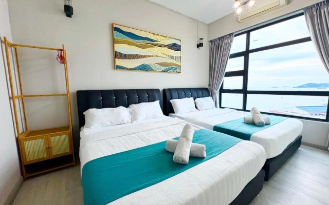 Sunset Seaview Vacation Condos @ Jesselton Quay