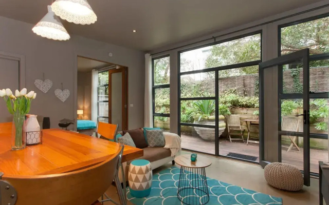 The Love Shack - romantic bungalow