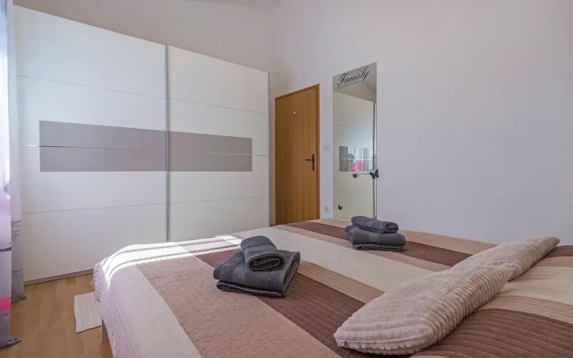 Nice Home in Galizana With Wifi and 2 Bedrooms