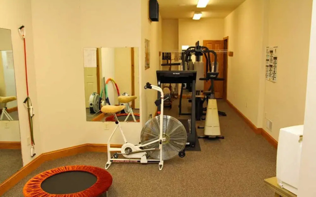 The Hurst House Bed and Breakfast