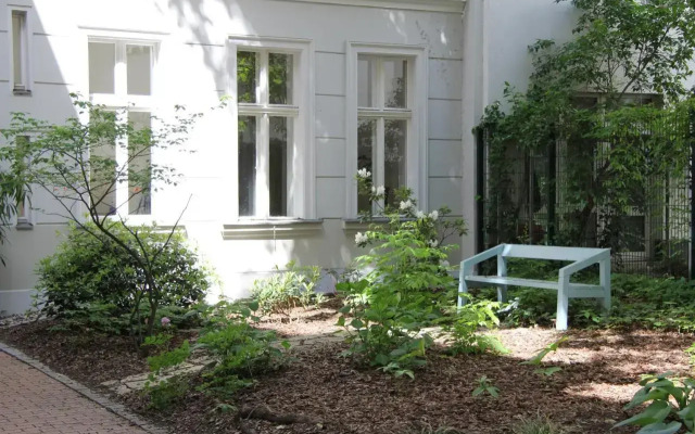 Nollendorf Apartments