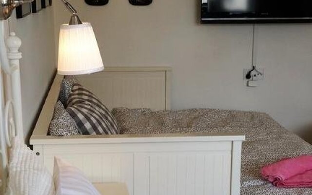 Qstay Bed & Breakfast