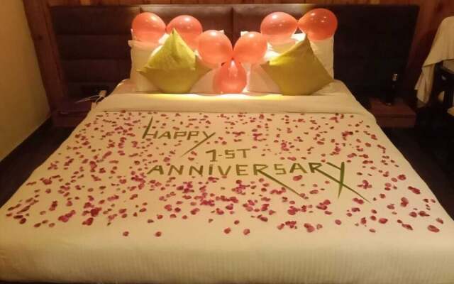 Pumpkin Hotels Corbett, Tusk N Wood