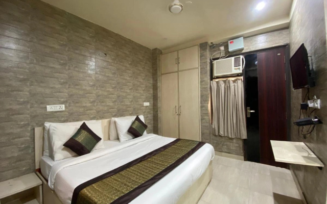 Hotel Red Chilly