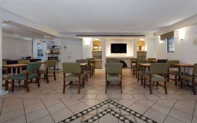 La Quinta Inn by Wyndham Pensacola