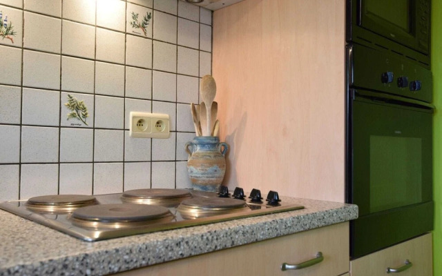 Cozy Holiday Home in Rendeux with Fenced Garden