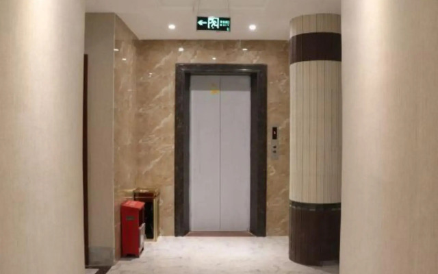 Yangjiang Yujing Hotel (Xinda City Times Square Branch)