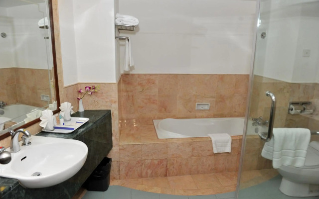 Grand Riverview Hotel