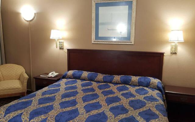 Red Carpet Inn & Suites