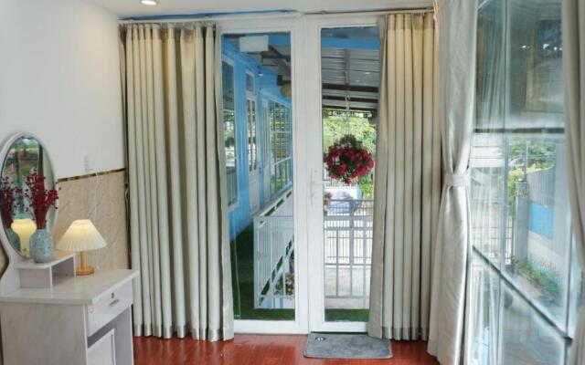 Tina Homestay
