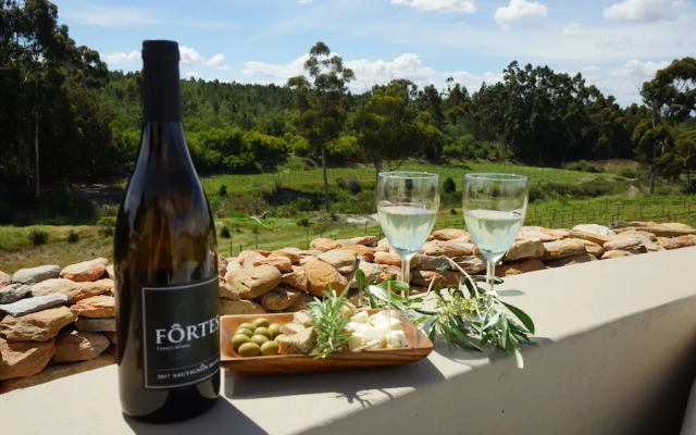 Stellar Overberg Travellers Lodge