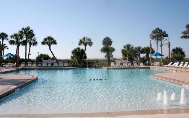 Shorewood 310 by RedAwning