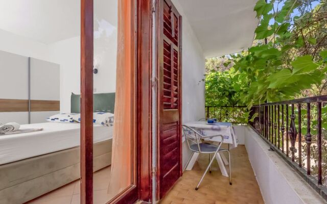 Apartment Rubin Hvar/Pokrivenik 35908
