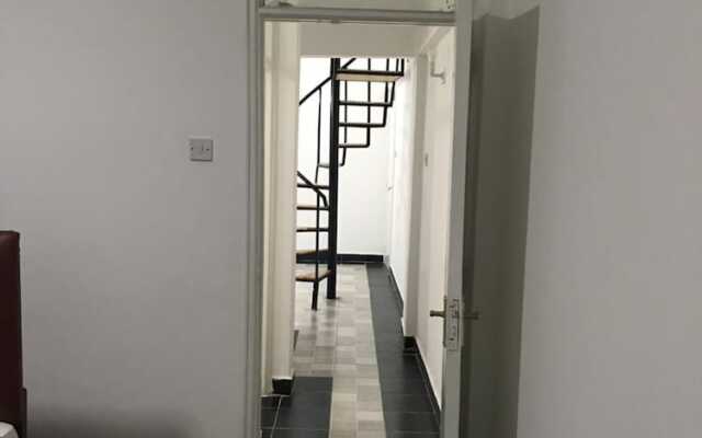 Elmado Apartments
