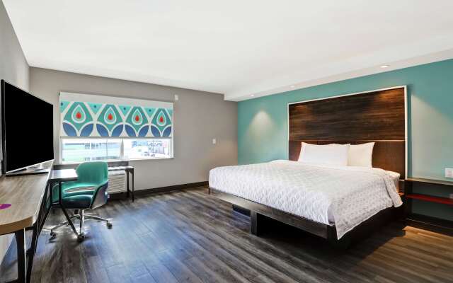 TRU BY Hilton Edmonton Windermere