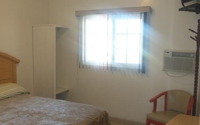 Suites Leon Rojo
