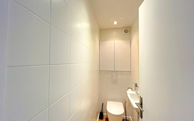 Modern Apartment 20 m from the Sea