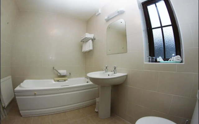 All The Twos B&B Clifden